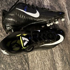 Nike Football Cleats size 9.5 ( 9 1/2) Vapor Strike 4 Low D, Like New